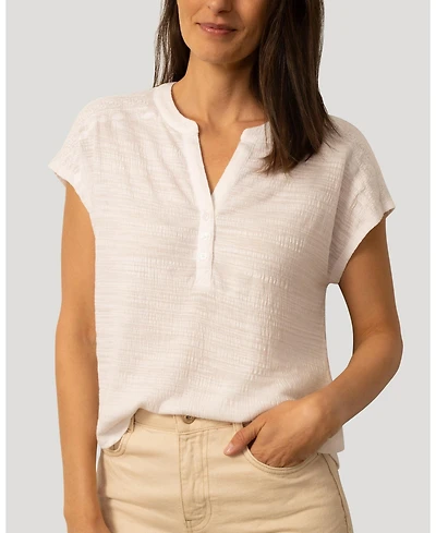 Cable & Gauge Women's Embroidered Henley Crinkle Tee