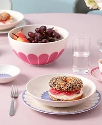 Villeroy & Boch Fleur Couleur 111.5 oz. Round Vegetable and Salad Bowl