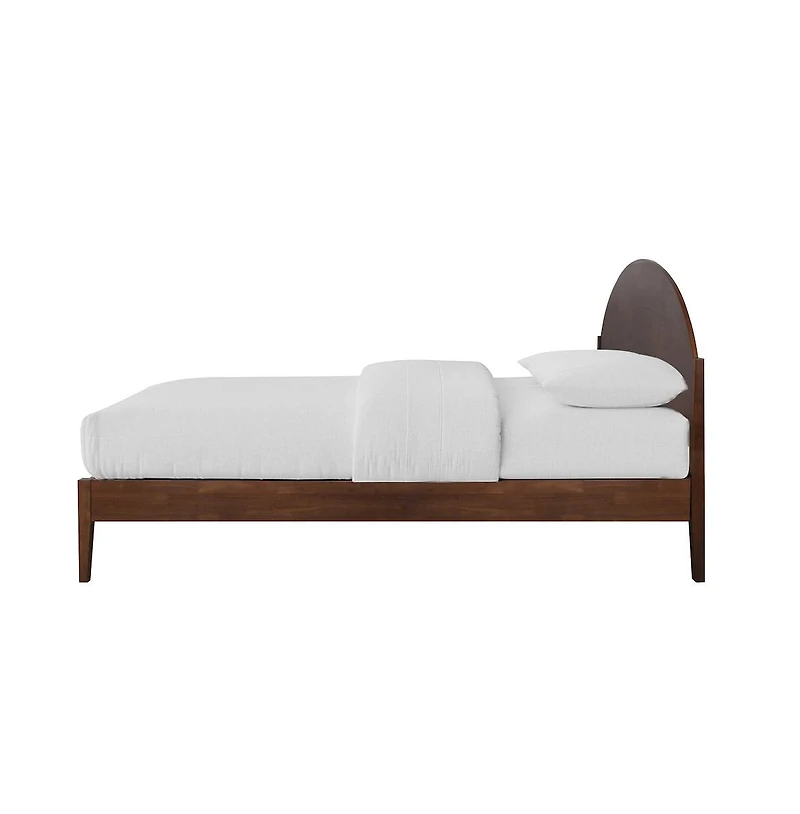 New Classic Furniture Rowland Wood Queen Platform Bed