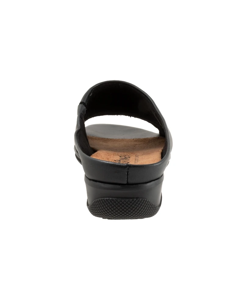 SoftWalk Women's Turner Sandal