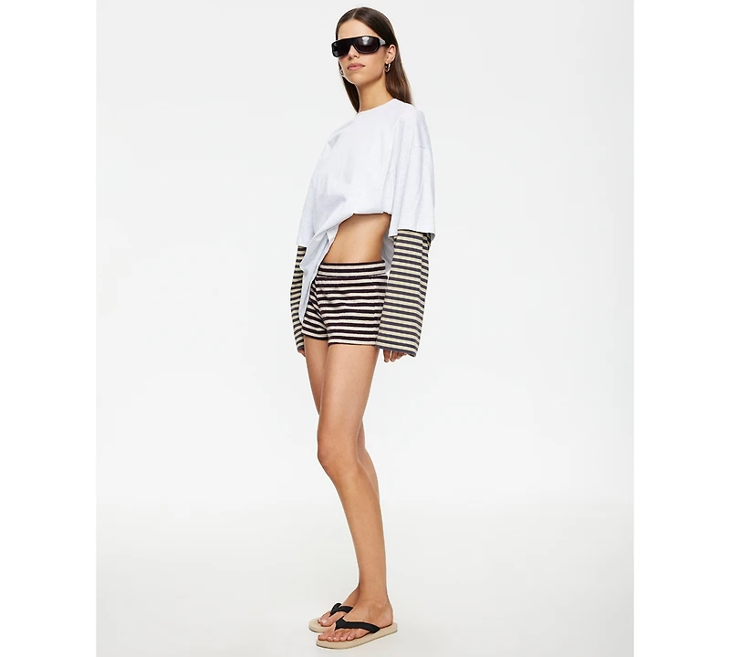 Lioness Women's Crewneck T-Shirt