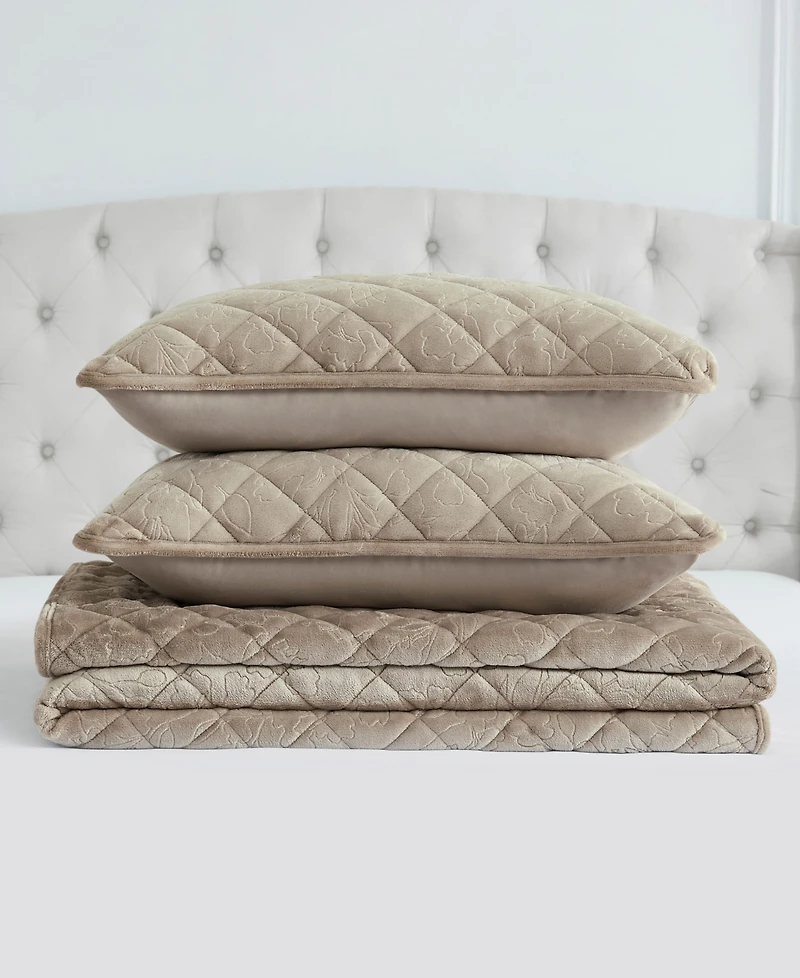 Bcbg Maeve Embossed Plush 3-Pc. Quilt Set