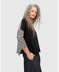 Alembika Women's Urban Coyote Tee