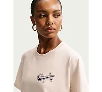 Nike Women's Sportswear Classic Oversized T-Shirt