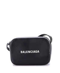 Pre-Owned Balenciaga Xs Everyday Camera Bag Leather