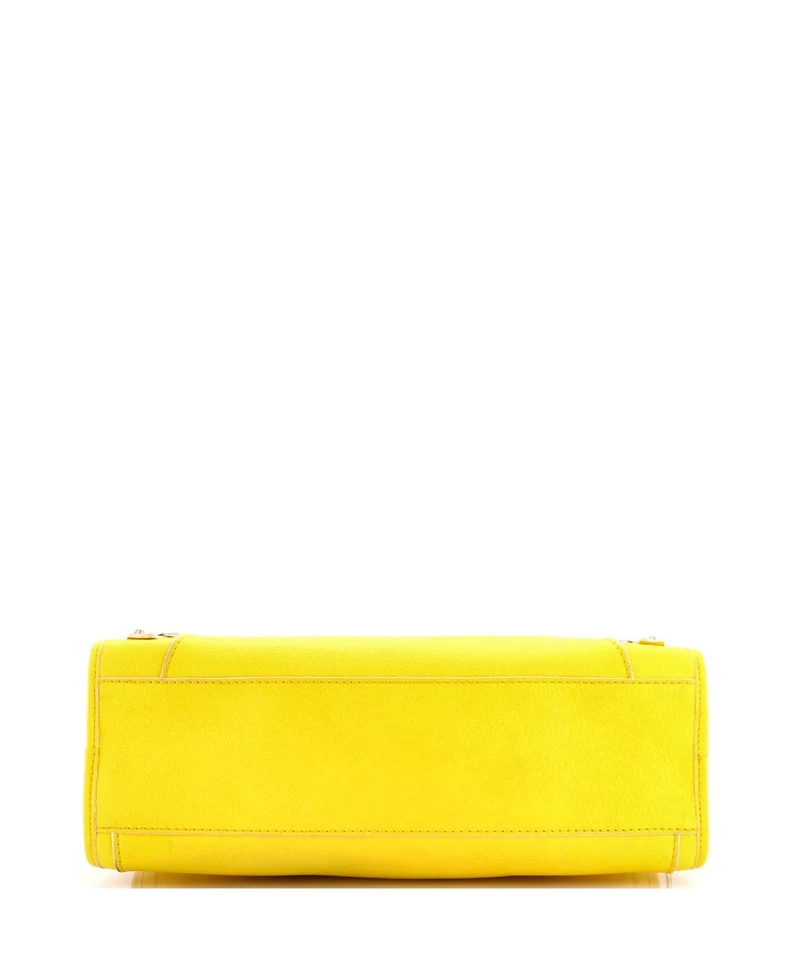 Pre-Owned Balenciaga Medium City Classic Studs Bag Leather