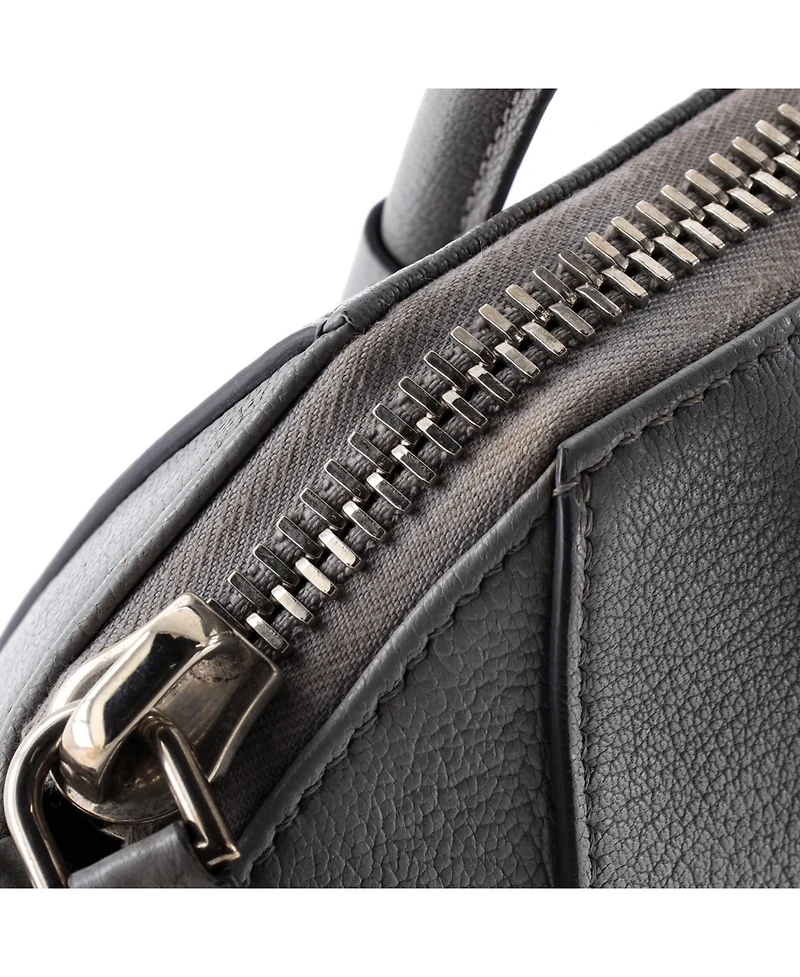 Pre-Owned Givenchy Mini Antigona Bag Leather