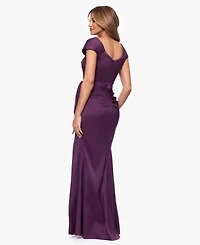 Xscape Women's Asymmetric Neck Short-Sleeve Gown
