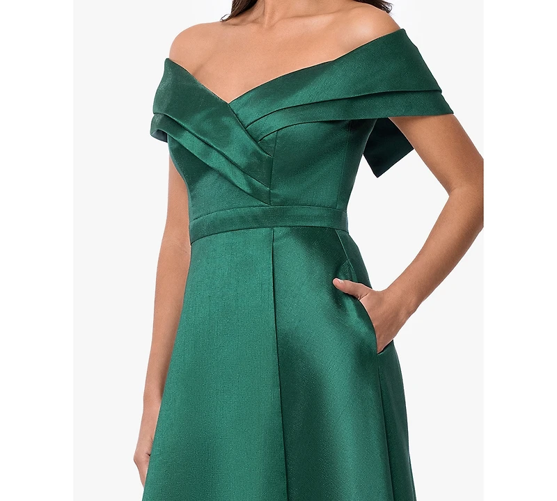 Xscape Women's Off-The-Shoulder Sweetheart Neck Ball Gown