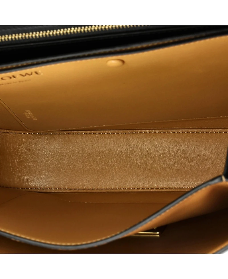 Pre-Owned Loewe Medium Goya Flap Bag Leather
