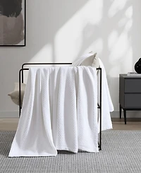 Vera Wang Solid Matelesse Cotton Blanket