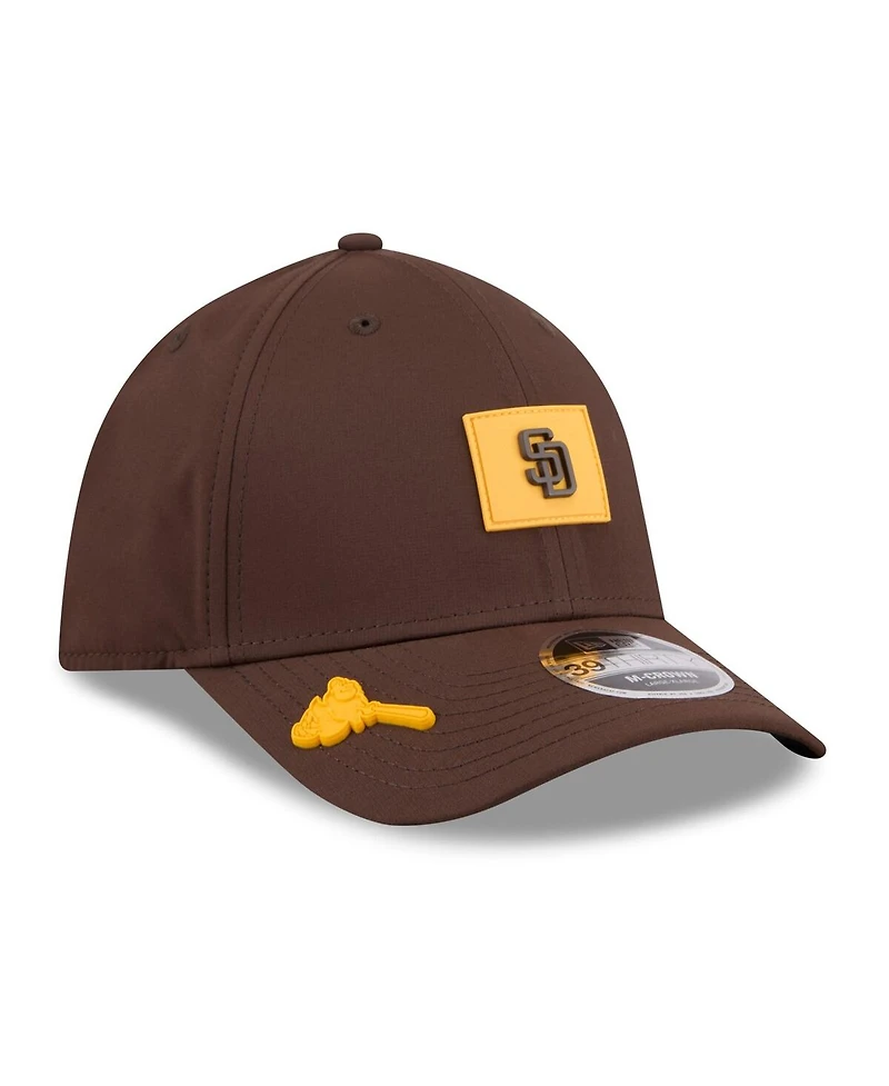 New Era Men's Brown San Diego Padres 2026 Clubhouse M-Crown 39THIRTY Flex Hat