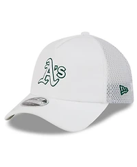 New Era Men's White Athletics 2026 Batting Practice Apex 9FORTY Adjustable Trucker Hat