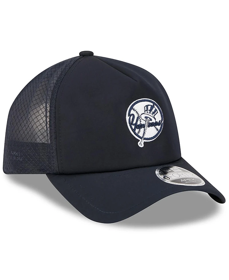 New Era Men's Navy New York Yankees 2026 Batting Practice Alternate Apex 9FORTY Adjustable Hat