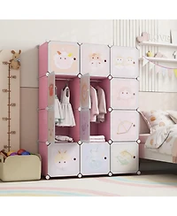 Gouun Closet with Dual Hanging Sections and Doors