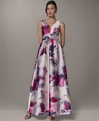 Donna Karan New York Petite Sleeveless V-Neck Ball Gown
