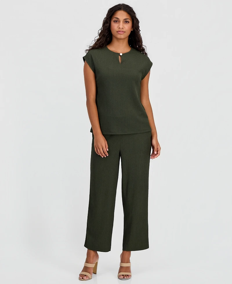 Anne Klein Essentials Petite Keyhole Neck Top
