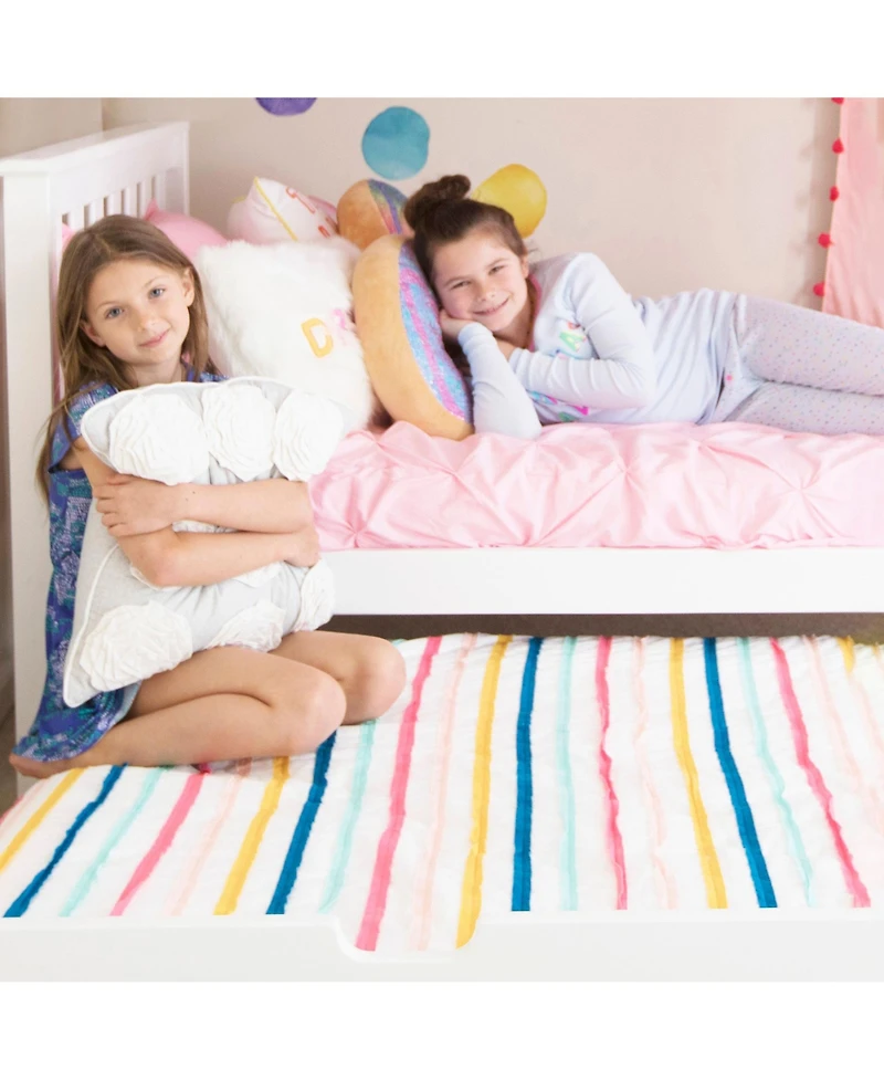 Max & Lily Bed Frame with Trundle, Classic Solid Wood Platform Storage