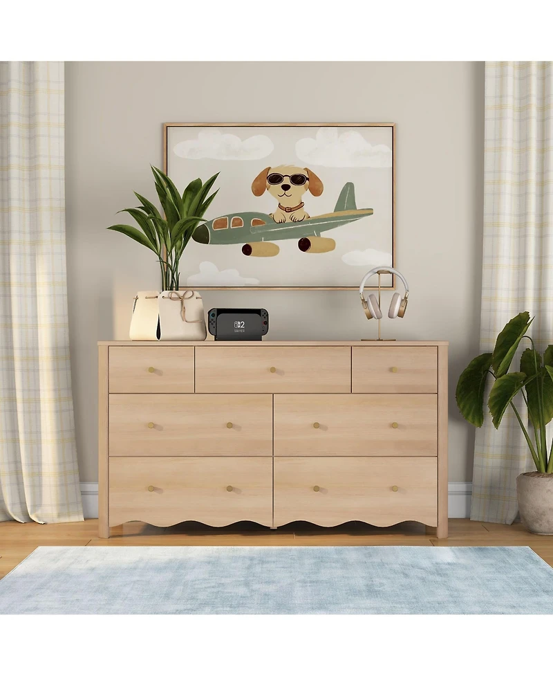 Max and Lily Sutton 7 Drawer Dresser