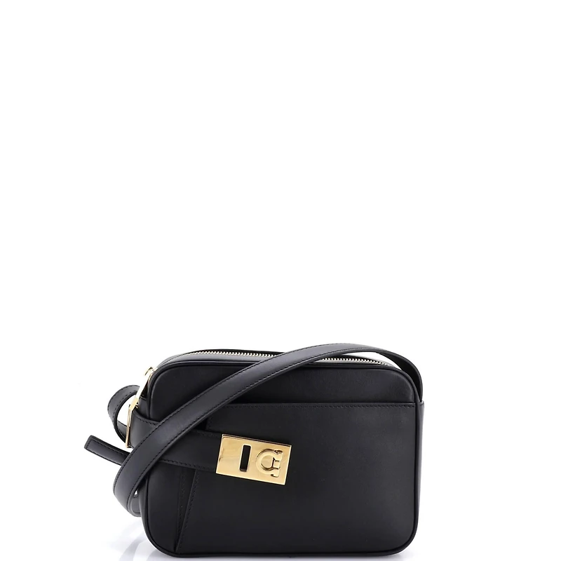 Pre-Owned Salvatore Ferragamo Gancini Archive Camera Bag Leather