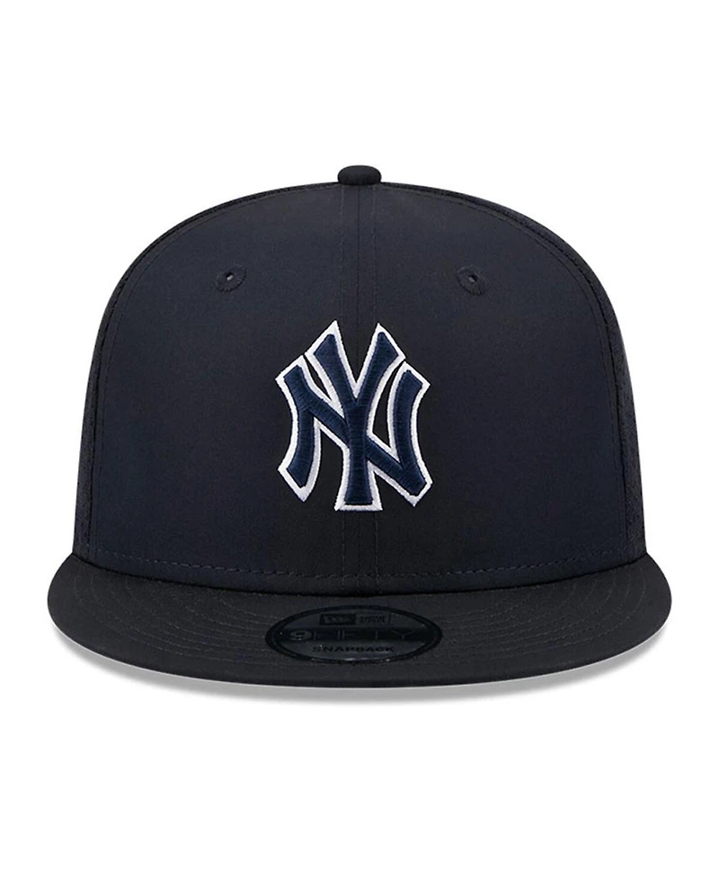 New Era Men's Navy New York Yankees 2026 Batting Practice 9FIFTY Snapback Hat