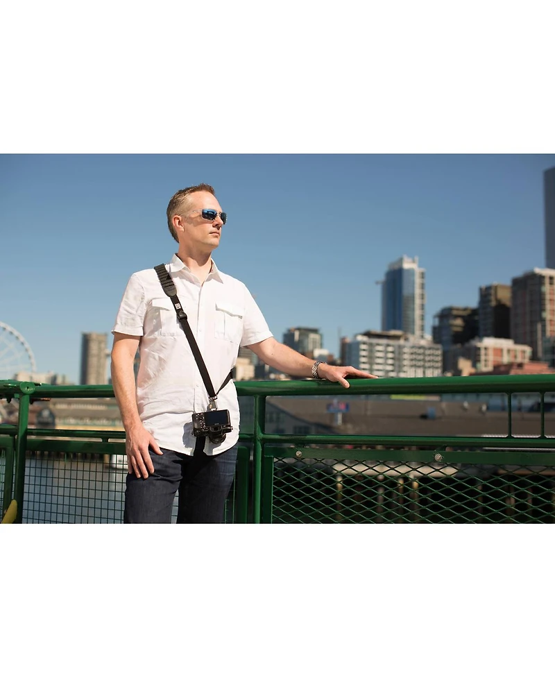 BlackRapid Cross Shot Camera Sling for Left-Handed and Right-Handed Photographers