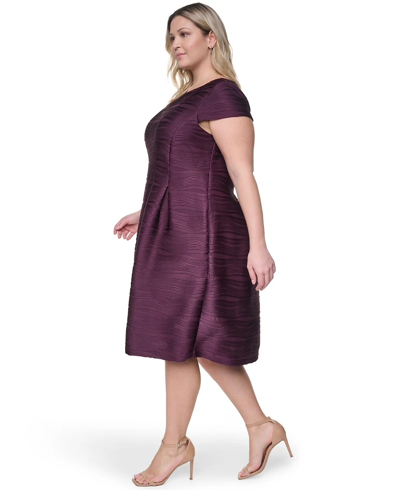 Jessica Howard Plus Short-Sleeve Boat Neck Dress