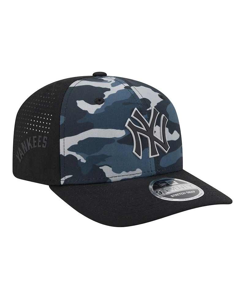 New Era Men's Black New York Yankees Tonal Camo 9SEVENTY Stretch-Snap Hat