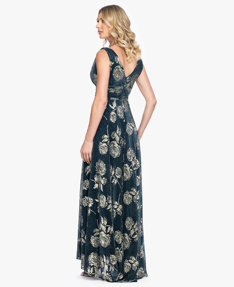 Betsy & Adam Women's Sleeveless V-Neck Metallic Floral Gown