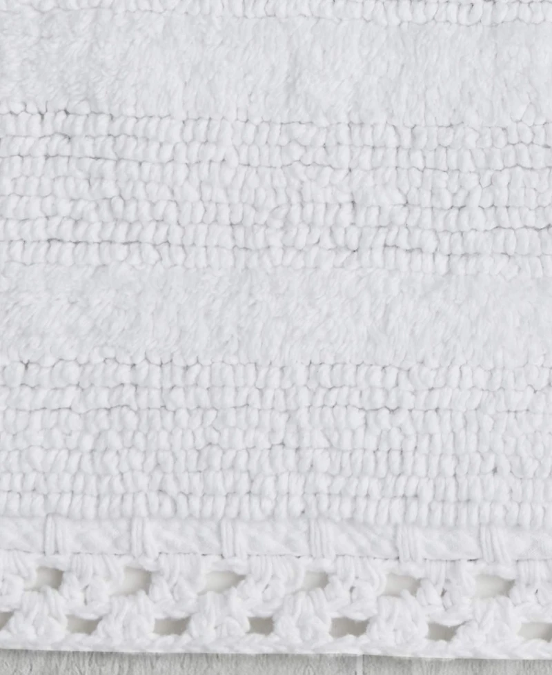 Laura Ashley Camilla Crochet Border Oval Bath Mat