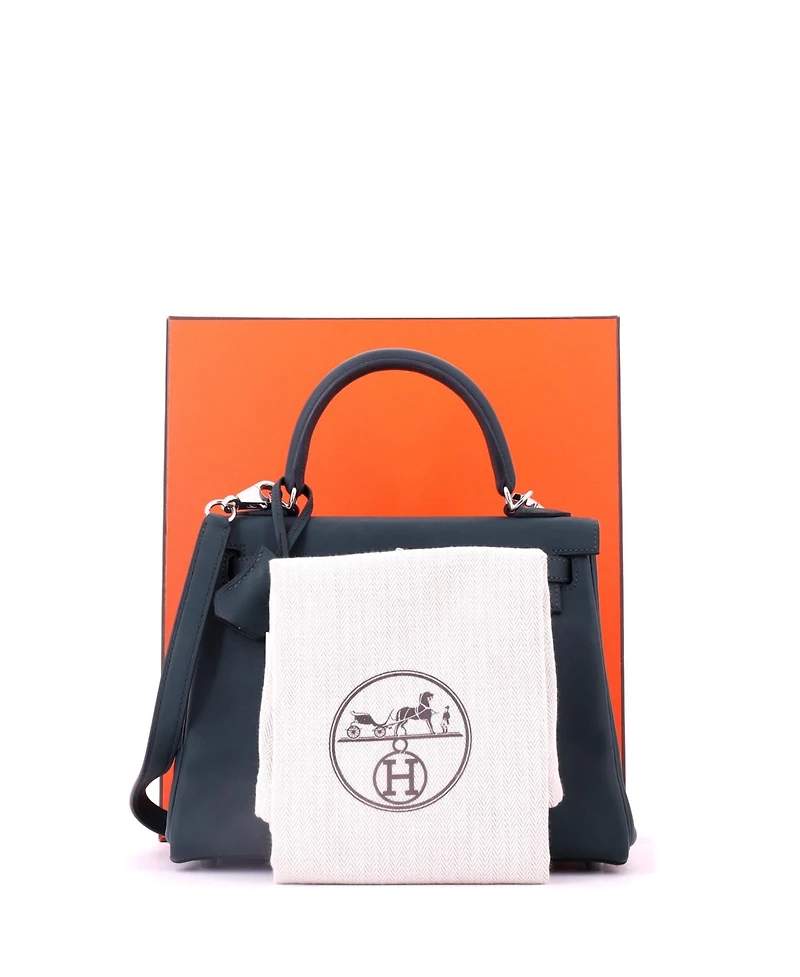 Pre-Owned HERMES Kelly 25 Handbag Green Swift with Palladium Hardware