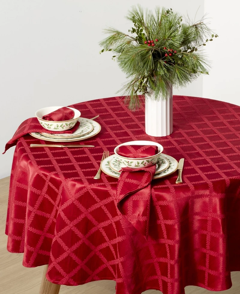 Lenox Laurel Leaf Tablecloth, 70" Round