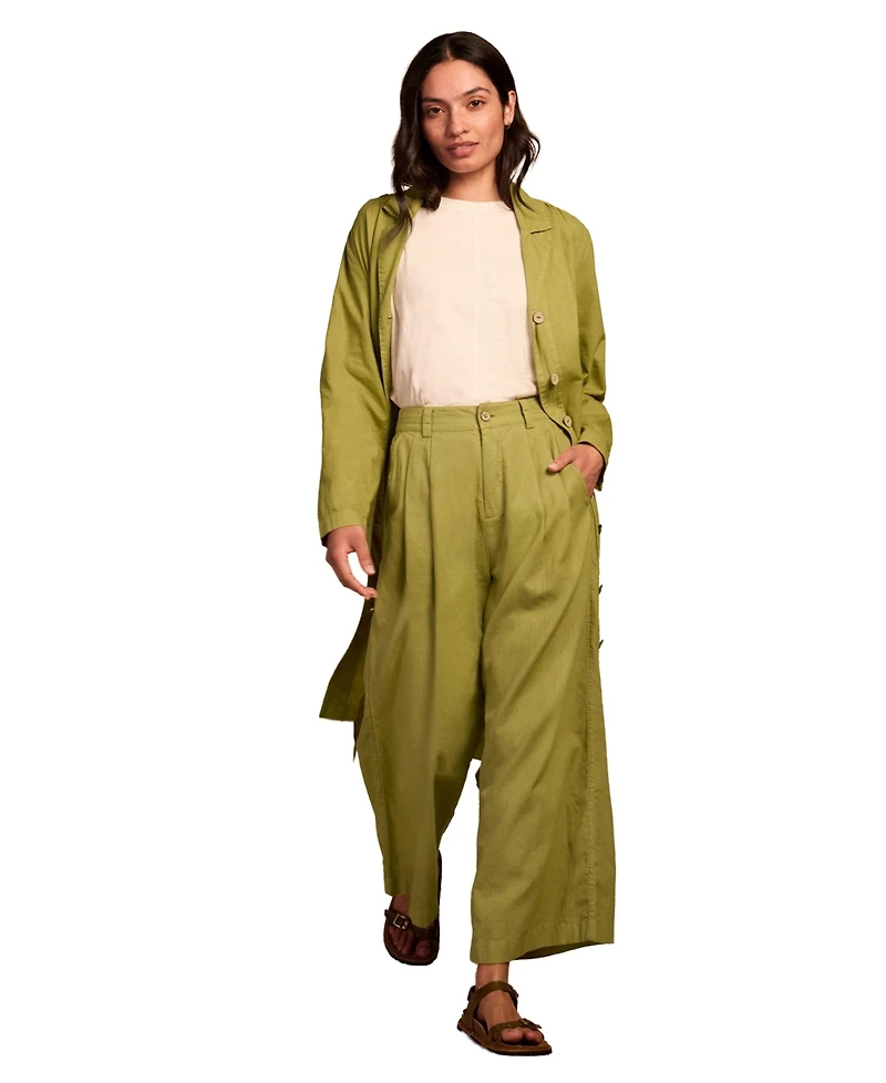 Celtic & Co. Women's Pleat Front Crop Pants