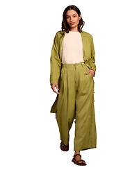 Celtic & Co. Women's Pleat Front Crop Pants