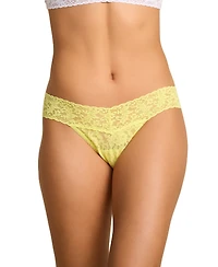 Hanky Panky Women's Signature Lace Thong Underwear