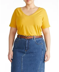 Universal Standard Plus Double V Tee