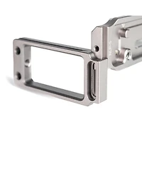 NiSi Pro Nlp-cg Adjustable L-Bracket for Select Canon and Fujifilm Camera