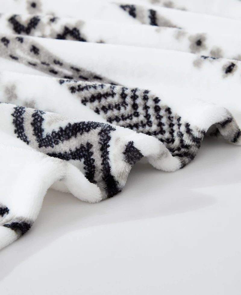 Wrangler Diamond Trail Ultra Soft Plush Throw