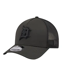 New Era Men's Black Detroit Tigers Badged M-Crown 9FORTY Trucker Adjustable Hat