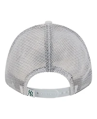 New Era Men's White New York Yankees Flag 9FORTY Trucker Adjustable Hat