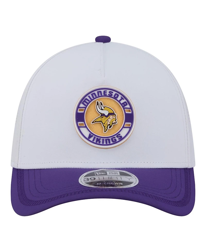 New Era Men's White/Purple Minnesota Vikings Patch 39THIRTY A-Frame M-Crown Perforated Flex Hat