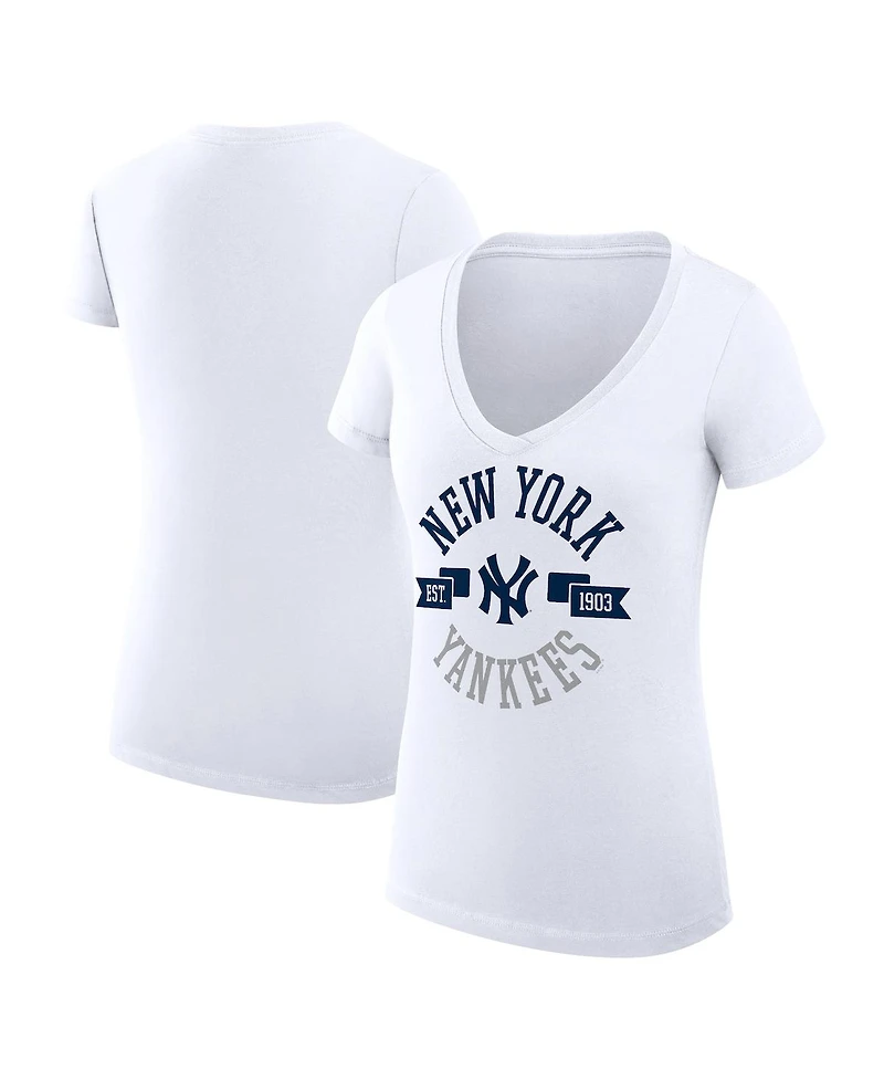 G-iii 4Her by Carl Banks Women's White New York Yankees Super-Slim Fit Lightweight City Graphic V-Neck T-Shirt