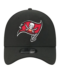 New Era Men's Black Tampa Bay Buccaneers Core Team 39THIRTY Flex Hat