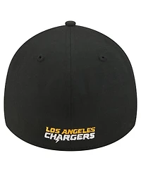 New Era Men's Black Los Angeles Chargers Core Team 39THIRTY Flex Hat