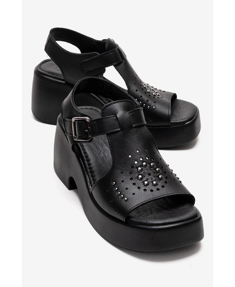 Forever & Always Shoes Women's Romina Leather Platform Sandal