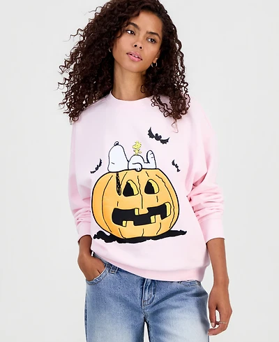 Peanuts Juniors' Snoopy Pumpkin Embroidered Sweatshirt