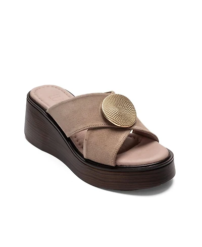 Forever & Always Shoes Women's Fianna Leather Cross Strap Platform Sandal