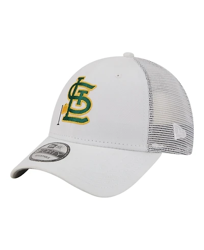 New Era Men's White St. Louis Cardinals Flag 9FORTY Trucker Adjustable Hat