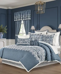 J Queen New York Chantalee Floral 4-Piece Comforter Set, California King