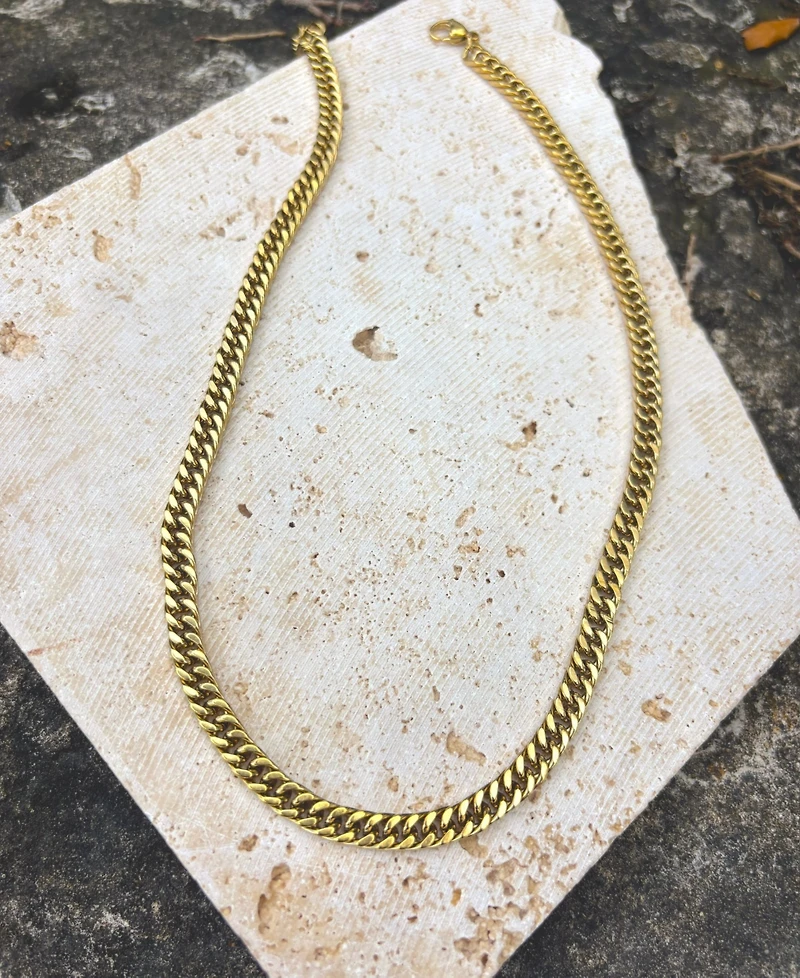 Adornia Men's Tarnish Resistant Gold 7mm Cuban Chain Necklace